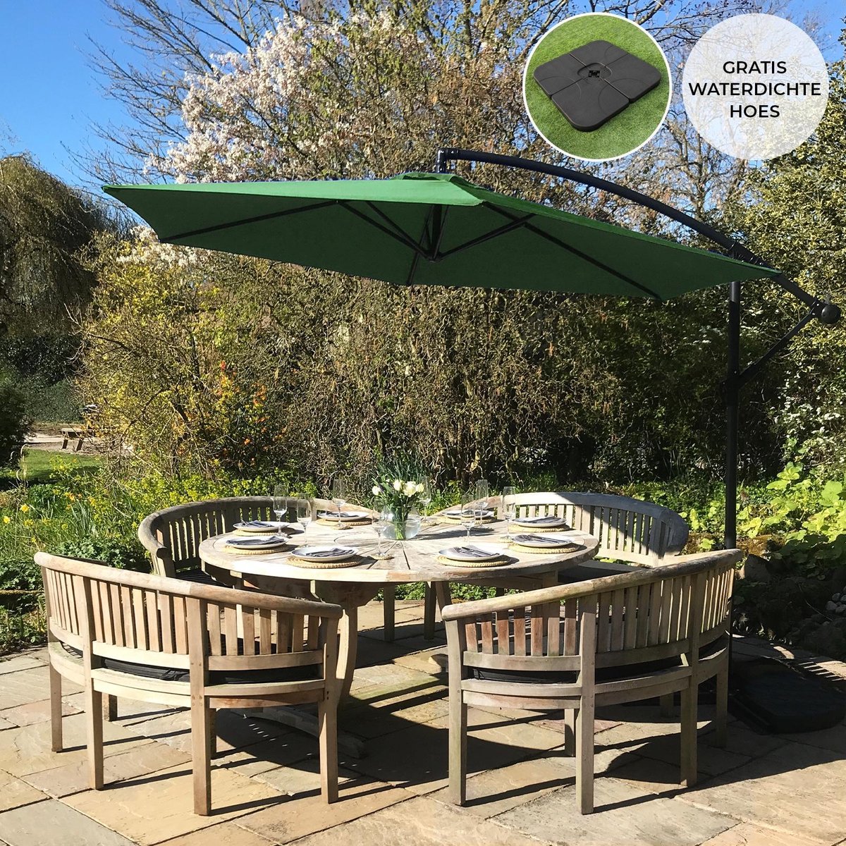 Zweefparasol + Vierkante parasoltegel - Groen - 247x300x300 cm - Draai- en kantelbaar - Incl. Beschermhoes - UV bescherming (5055986145530)