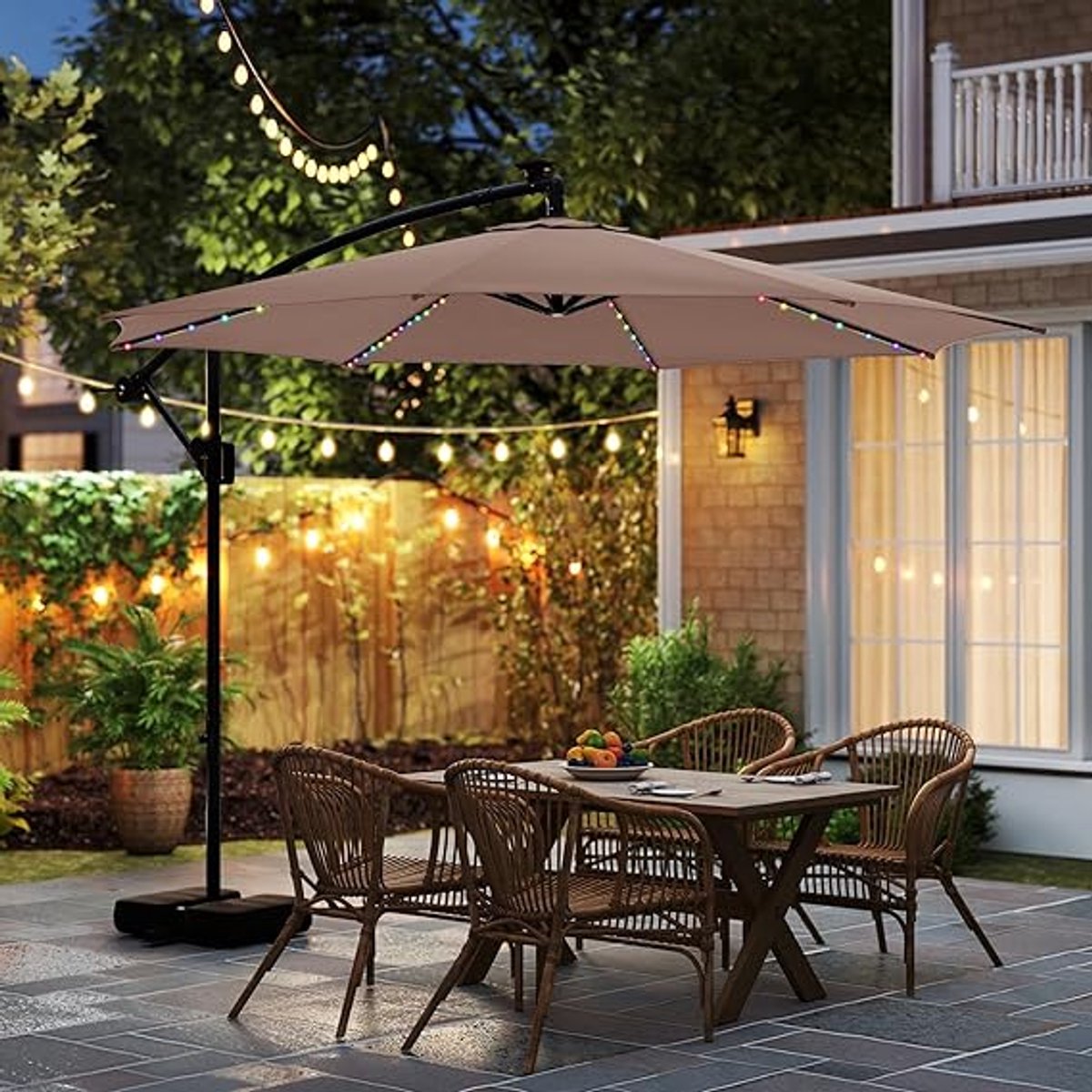 Luxe 300 cm Zweefparasol met LED Verlichting, 360° Draaibaar & Verstelbare Kantelhoek, Inclusief Standaard en Zandzakken, Ø300 x 260 cm Tuinparasol voor Terras & Balkon (9506956267852)